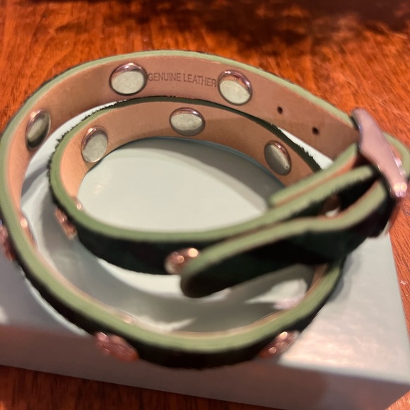 2 piece RUSTIC CUFF bracelets - Picture 2 of 4